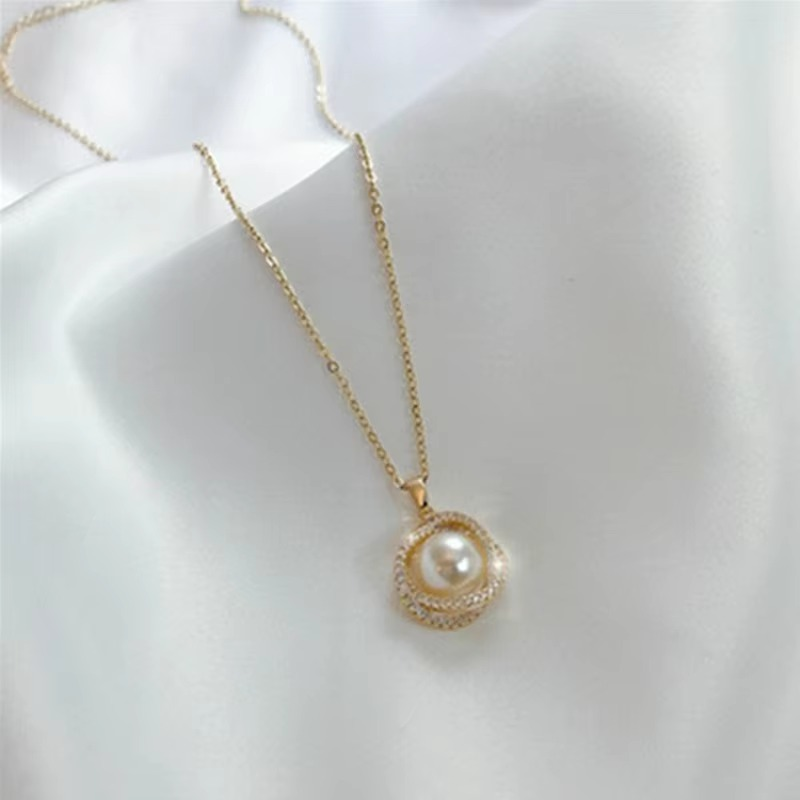 Trendy Pearl Pendant Necklace for Women Gold Color Metal Chain Rhinestone Necklaces