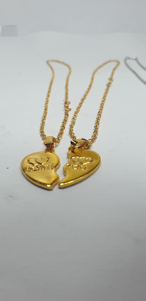 Silver Magnetic Broken Heart Necklace Locket For Friends Couples